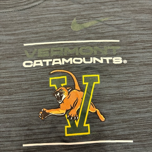 New Men’s Nike Vermont Catamounts Dri-Fit Long Sleeve T-shirt Tee Shirt Men XL - Picture 4 of 7